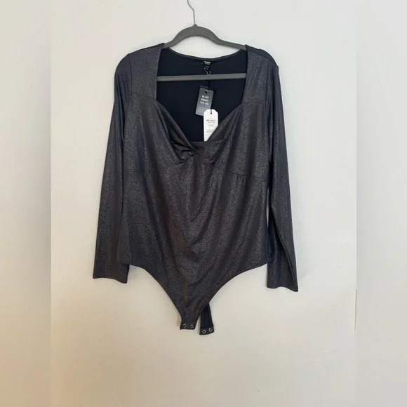 Express Metallic Bodysuit - Picture 4 of 5